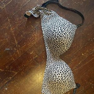 Victoria’s Secret Wireless Bra size 38DD